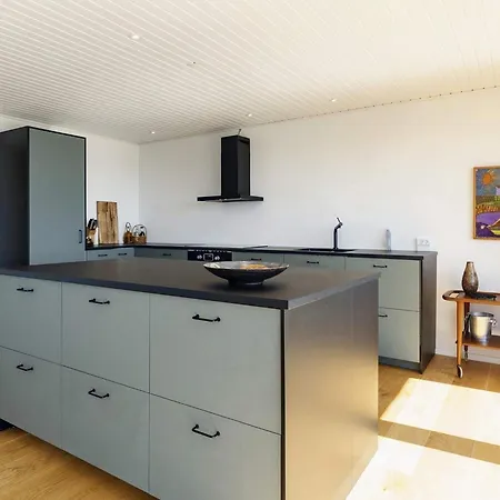 10 Person In Assens-by Traum Assens